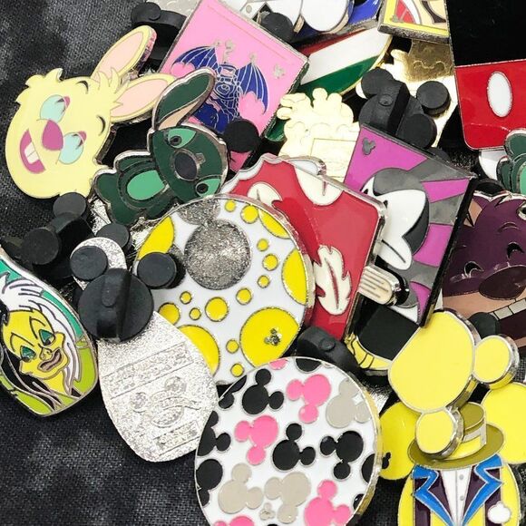 🔮 5/$25 5 Scrapper or Defective Disney Pins - Picture 4 of 7
